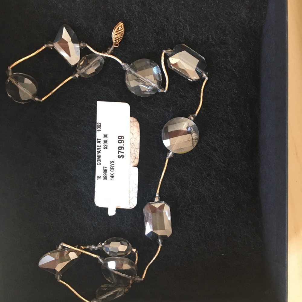 Necklace . Crystal and 14k gold